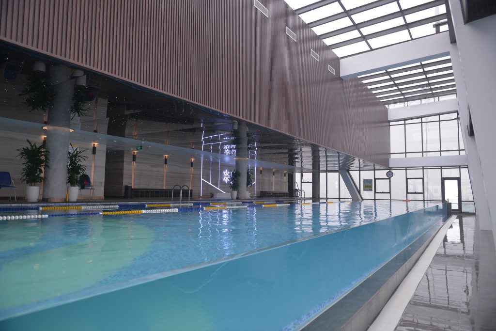 Bể bơi bốn mùa năm sao chuẩn Olympic của Sun Fitness & Pool cơ sở Giảng Võ