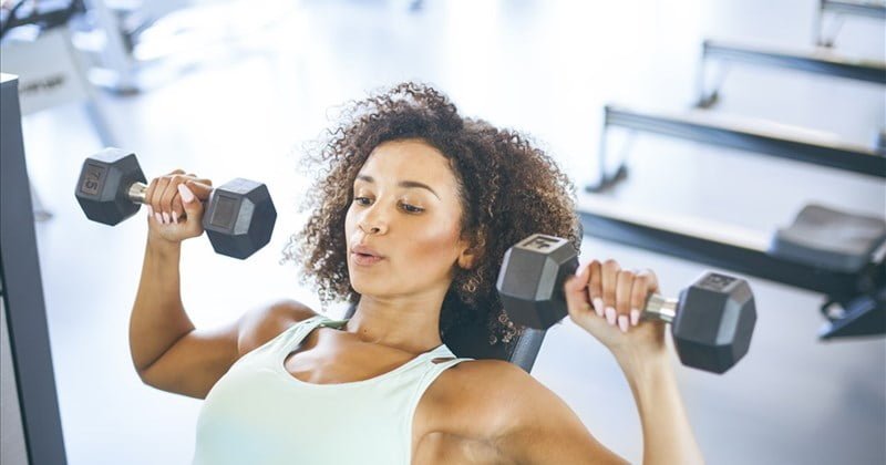 Bài tập đốt cháy mỡ vùng ngực